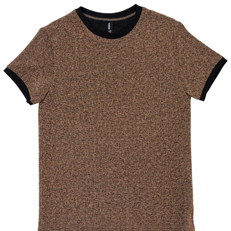 CAMISETA DE BRILLO DORADO