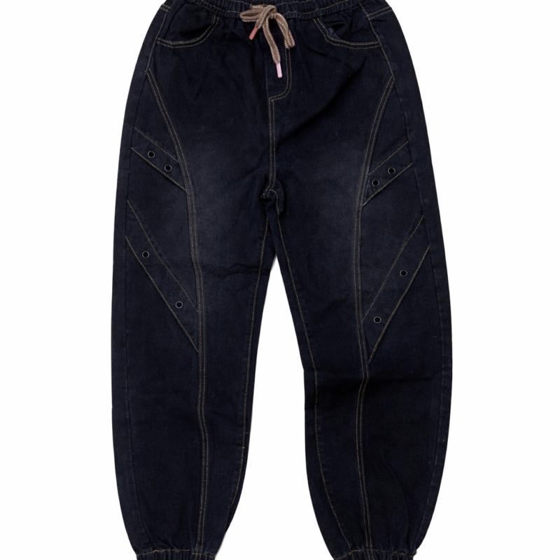 JOGGER CINCO BOLSILLO CON CORDÓN EN LA CINTURA NEGRO CON DETALLES EN LA PERNERA REGULAR FIT