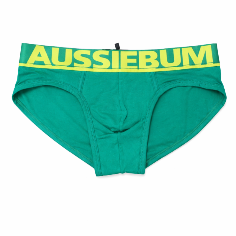 AUSSIEBUM BRIEF VERDE CON LETRAS AMARILLAS