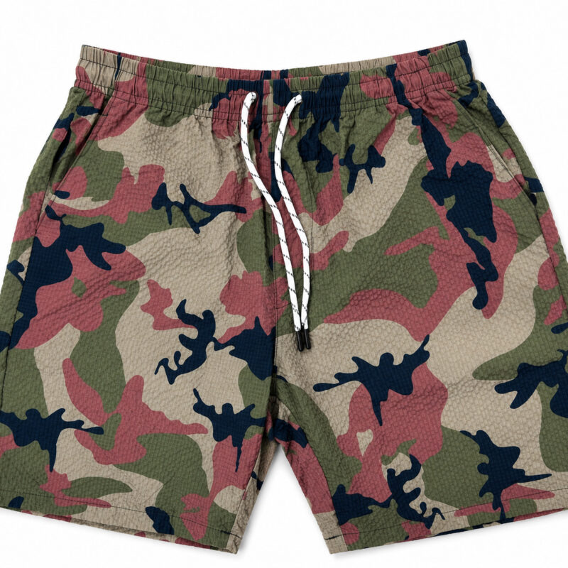BERMUDA DE TEJIDO TÉCNICO CON TEXTURA CAMUFLAJE VERDE ROSA